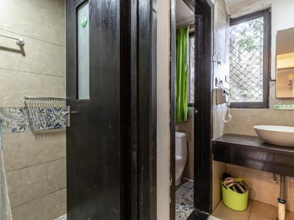 Hofang Guest House : photo 7 de la chambre lit dans dortoir pour femmes de 4 lits