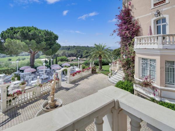 Le Château de Mei Lese : photo 10 de la chambre suite standard (3 adultes) avec balcon et vue sur la mer