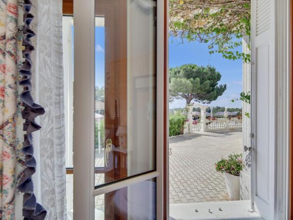 Le Château de Mei Lese : photo 10 de la chambre chambre double standard