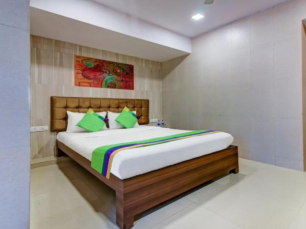 Treebo Lake Bloom Powai : photo 2 de la chambre chambre double standard