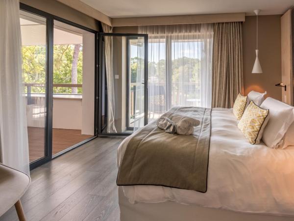 Thalazur Arcachon : photo 10 de la chambre suite deluxe avec baignoire spa