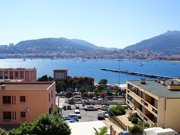 Hôtel Spunta Di Mare : photo 2 de la chambre chambre double ou lits jumeaux confort - vue sur mer