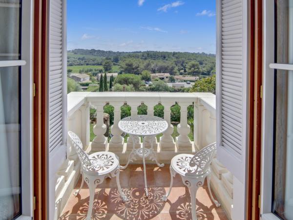 Le Château de Mei Lese : photo 6 de la chambre chambre double supérieure avec vue sur la mer, terrasse et balcon