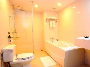 Royal Suite Hotel Bangkok : photo 2 de la chambre room #29437518