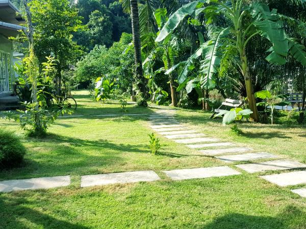 Home No.9 : photo 8 de la chambre chambre lit king-size avec balcon