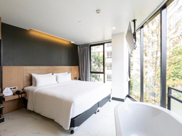 STAY Hotel BKK - SHA PLUS : photo 4 de la chambre corner suites