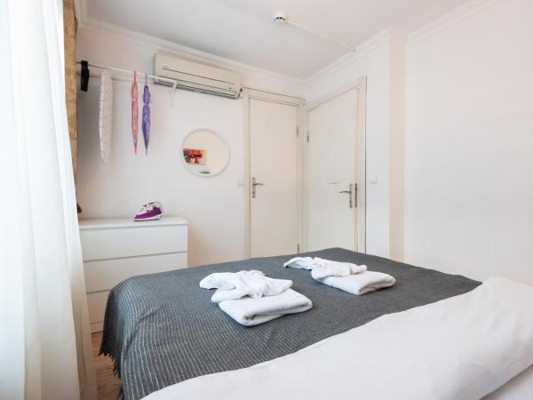 3 Floor Oldcity : photo 9 de la chambre suite familiale penthouse