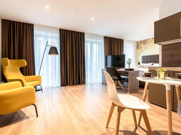 H23 Hotel Stuttgart : photo 3 de la chambre appartement