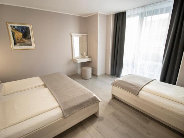 ARABEST Aparthotel & Boardinghouse : photo 3 de la chambre suite 3 chambres confort
