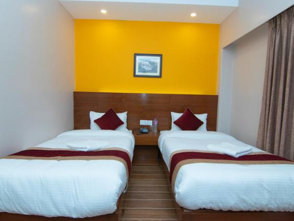 Hotel Balcony : photo 9 de la chambre chambre double ou lits jumeaux deluxe - vue sur montagne