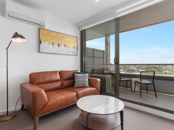 The Sebel Melbourne Moonee Ponds : photo 2 de la chambre one bedroom apartment with twin beds and balcony