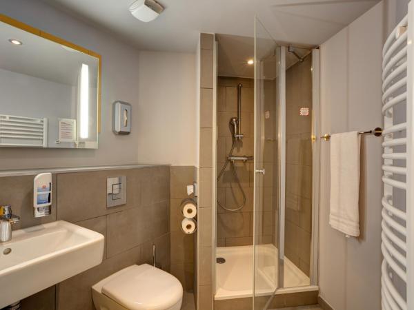 MEININGER Hotel Lyon Centre Berthelot : photo 4 de la chambre chambre double standard - occupation simple