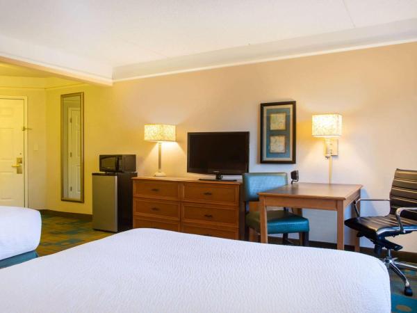 La Quinta by Wyndham Charlotte Airport South : photo 1 de la chambre chambre double avec 2 lits doubles - non-fumeurs