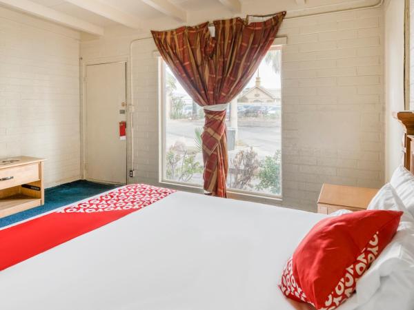 OYO Oasis Motel Las Vegas I-15 : photo 2 de la chambre chambre lit king-size - fumeurs
