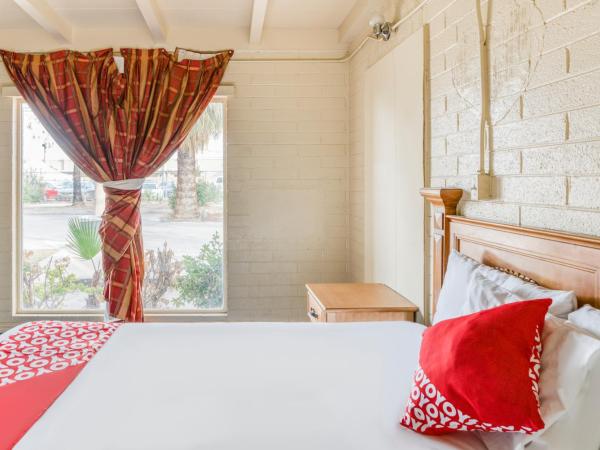 OYO Oasis Motel Las Vegas I-15 : photo 5 de la chambre chambre lit king-size