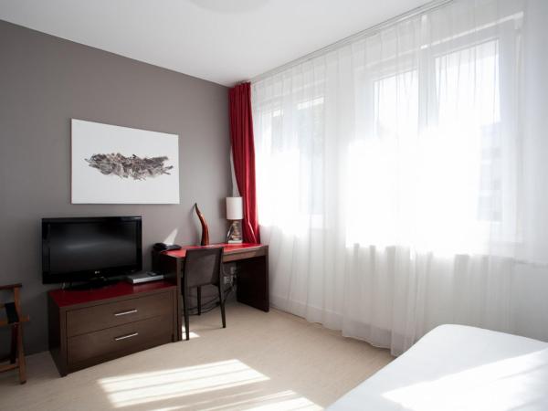 Residhotel Lille Vauban : photo 3 de la chambre studio (2 adultes)