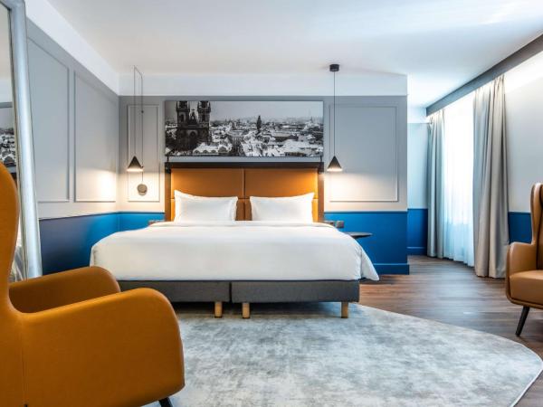 Radisson Blu Hotel Prague : photo 1 de la chambre suite junior avec balcon