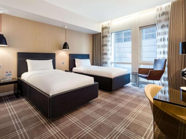 Radisson Blu Hotel, London Canary Wharf East : photo 4 de la chambre chambre lit king-size ou lits jumeaux supérieure