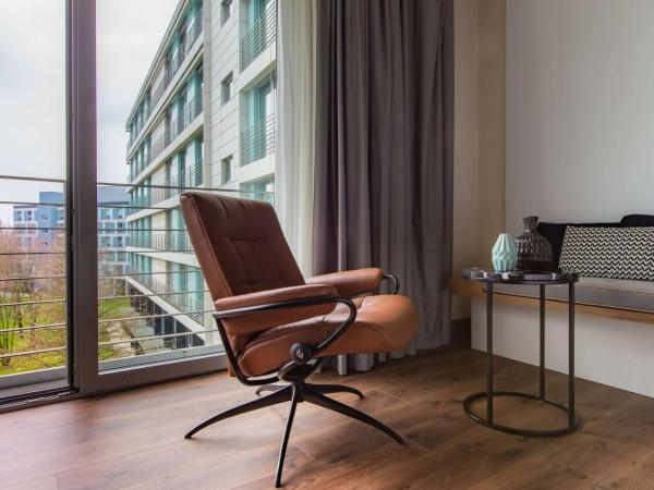 Radisson Blu Hotel Köln : photo 2 de la chambre chambre premium - vue sur jardin