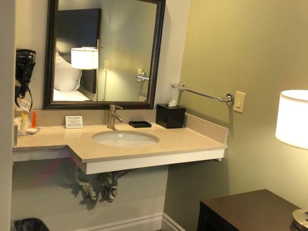 Seaside Inn : photo 6 de la chambre chambre lit king-size - accessible aux personnes à mobilité réduite