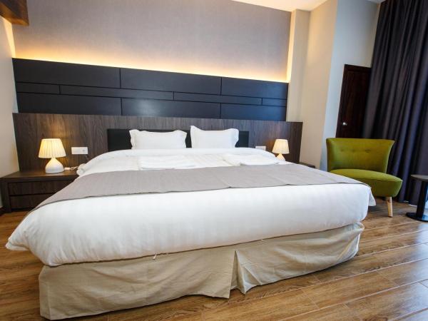 Lintas Platinum Hotel : photo 2 de la chambre chambre simple