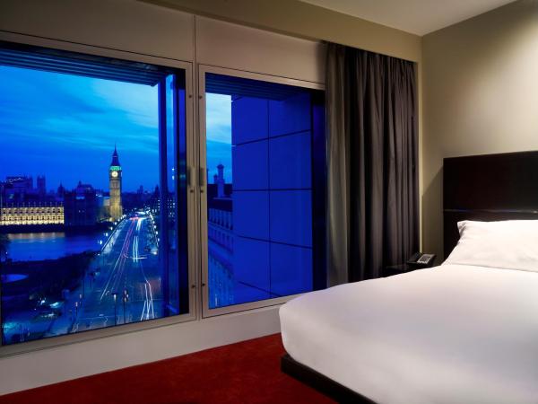 Park Plaza Westminster Bridge London : photo 1 de la chambre suite familiale 1 chambre - vue sur big ben