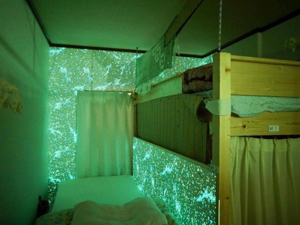Wagyu hostel nedoko : photo 8 de la chambre lit superposé dans dortoir pour femmes