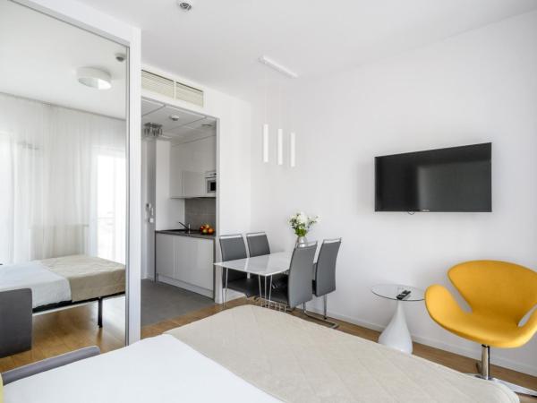 Varsovia Apartamenty Kasprzaka : photo 4 de la chambre appartement standard