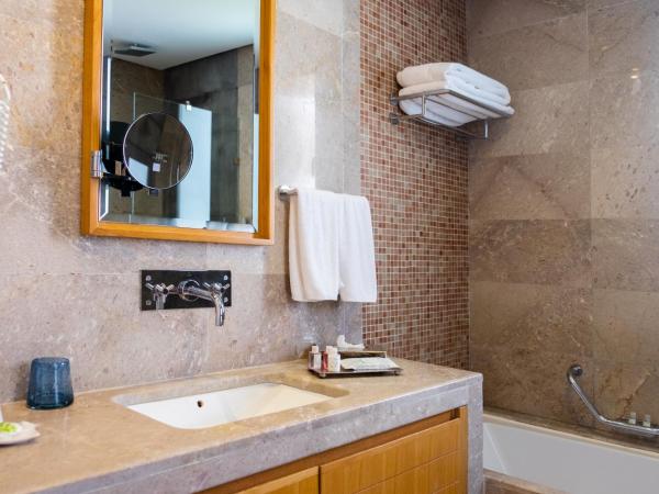 Les Orangers Garden Villas and Bungalows Ultra All inclusive : photo 4 de la chambre bungalow deluxe