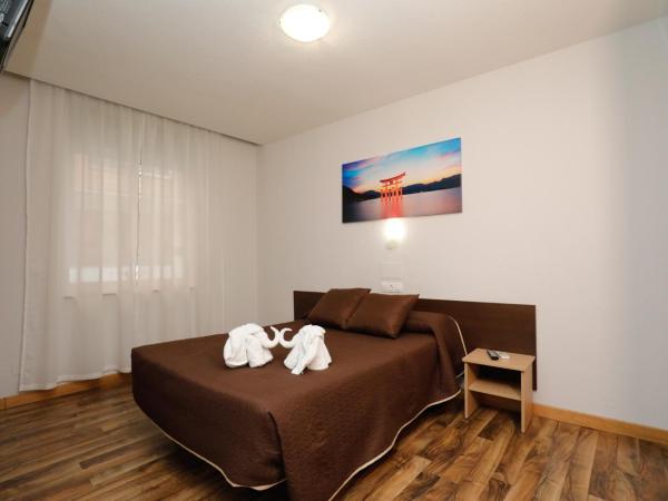 Hostal Conde David : photo 5 de la chambre chambre double