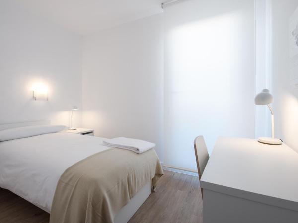 NeoMagna Madrid : photo 10 de la chambre chambre simple standard
