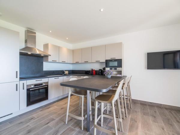 Résidence Pierre & Vacances Premium Les Terrasses d'Arsella : photo 2 de la chambre maison 3 chambres en duplex avec climatisation, piscine privée de 4 mètres et terrasse (6 adultes)