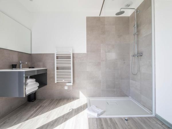 Résidence Pierre & Vacances Premium Les Terrasses d'Arsella : photo 6 de la chambre maison 3 chambres en duplex avec climatisation, piscine privée de 4 mètres et terrasse (6 adultes)