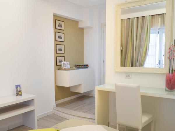 Al Parco Verde B&B : photo 5 de la chambre chambre double avec balcon