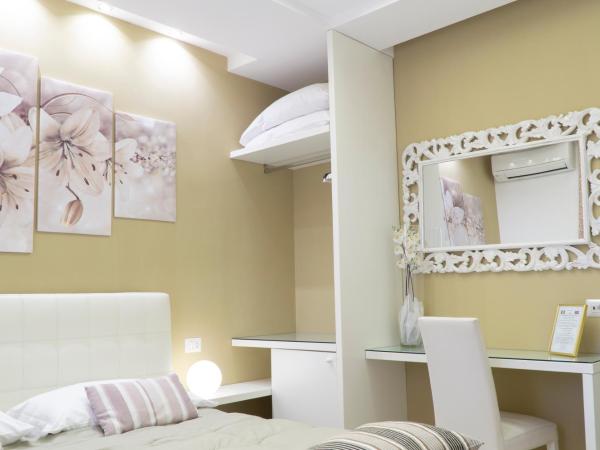 Al Parco Verde B&B : photo 5 de la chambre chambre double confort avec balcon