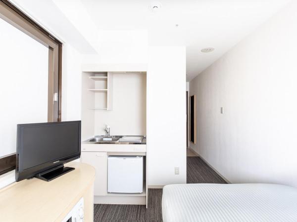 HOTEL MYSTAYS Higashi Ikebukuro : photo 2 de la chambre superior semi double with kitchen - non-smoking - house keeping is optional with additional cost