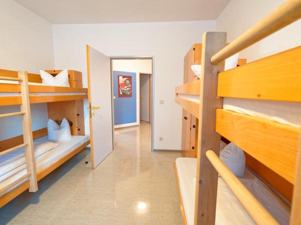 Jugend- und Familiengästehaus Klagenfurt : photo 10 de la chambre lit dans dortoir pour hommes de 4 lits