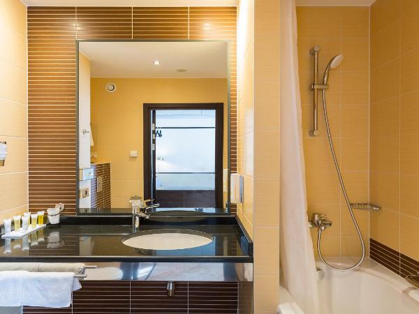 Qubus Hotel Kraków : photo 3 de la chambre chambre lits jumeaux