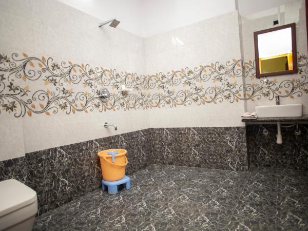 Hotel Dimple International : photo 4 de la chambre chambre familiale