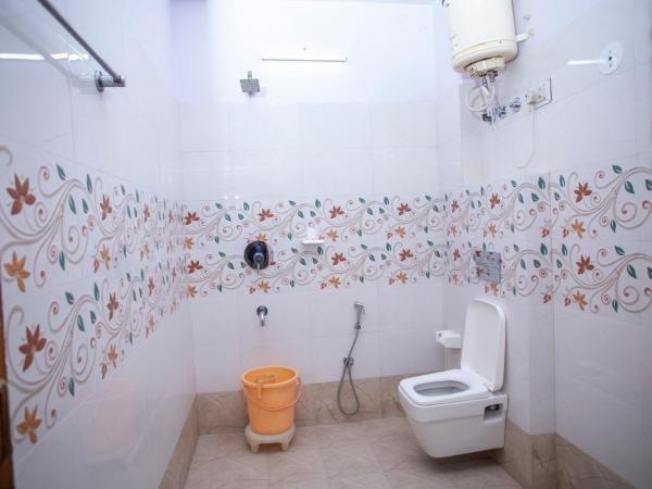 Hotel Dimple International : photo 3 de la chambre chambre double Économique