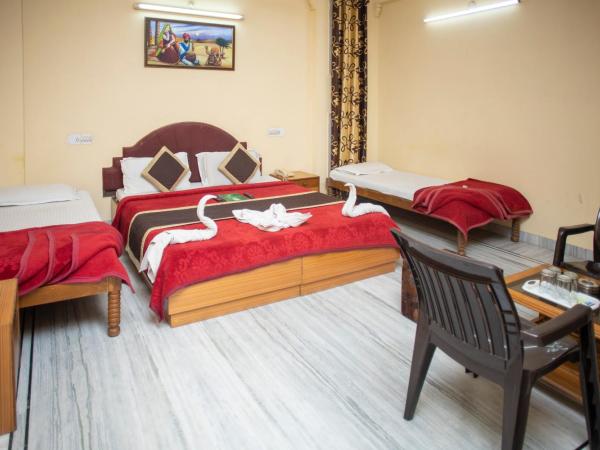 Hotel Dimple International : photo 6 de la chambre chambre familiale