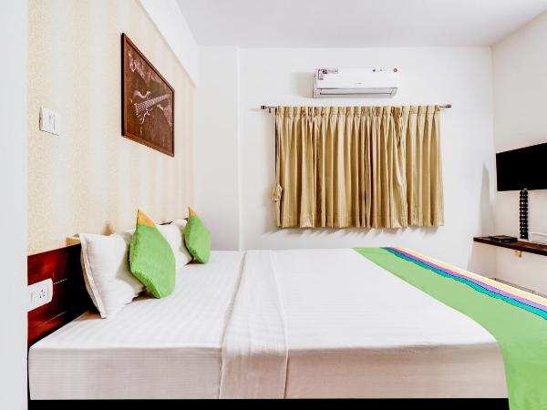 Treebo Saga Apartment : photo 4 de la chambre [sanitized] deluxe double room
