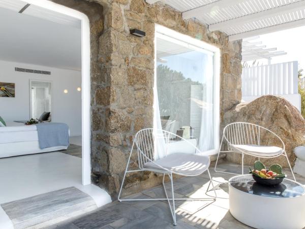 Ostraco Suites : photo 2 de la chambre chambre de luxe (mykonian)