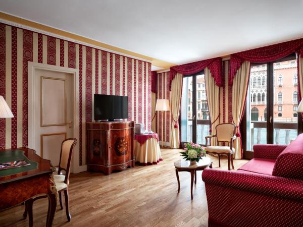 Sina Palazzo Sant'Angelo : photo 7 de la chambre suite de luxe vue sur le grand canal