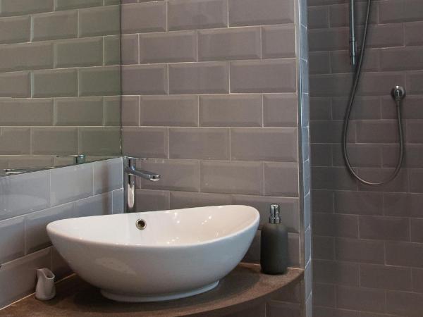 Real Giardinetto a Toledo : photo 8 de la chambre chambre triple avec salle de bains privative