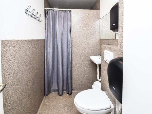 Guesthouse Andrea : photo 4 de la chambre chambre simple standard avec salle de bains commune