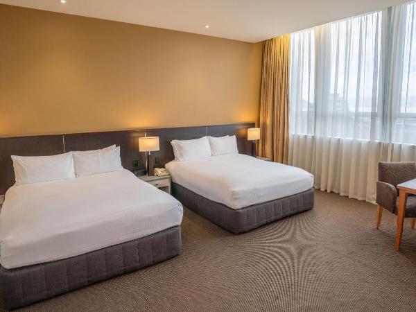 Scenic Hotel Dunedin City : photo 3 de la chambre hébergement supérieur lits jumeaux avec 2 lits queen-size