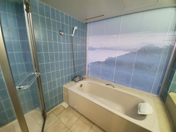 Grand Prince Hotel Hiroshima : photo 2 de la chambre chambre de luxe Étage club avec baignoire avec vue - non-fumeurs