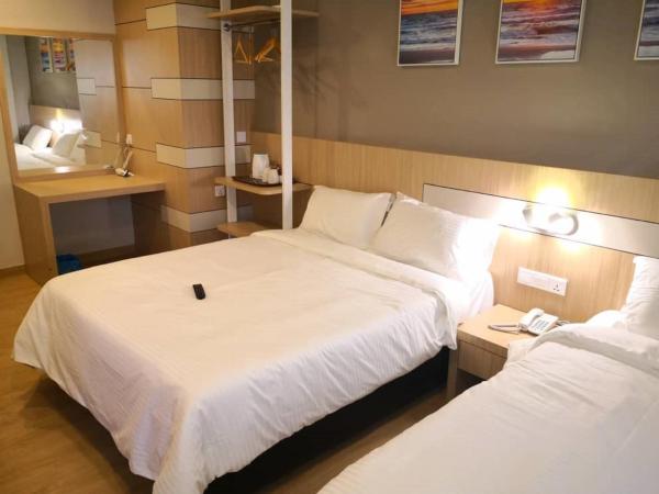 Walk In Hotel : photo 5 de la chambre chambre triple