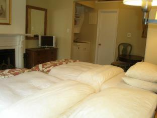 Incentra Village Hotel : photo 2 de la chambre room #117876322